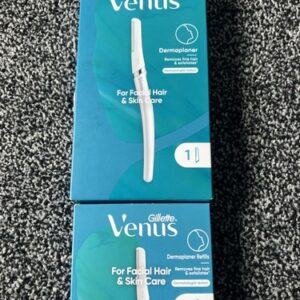 Gillette Venus Dermaplaner For Facial Hair Women With 4 Blade Refill Worth £30