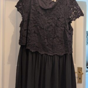 Papaya Maternity 16 Black Sleeveless Dress