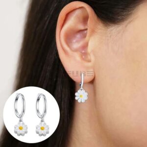 Daisy Charm 925 Sterling Silver Women Cartilage Huggie Small Hoop Earrings Pair
