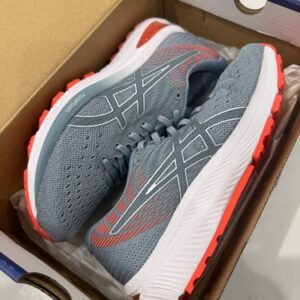 Asics Women’s Gel-Cumulus 22 Running Shoe, Grey, UK 5 – NEW with Damaged Box