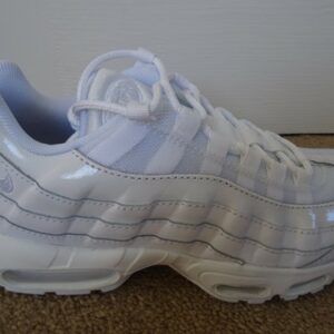 Nike Air Max 95 wmns shoes trainers 307960 109 uk 6.5 eu 40.5 us 9 NEW + BOX