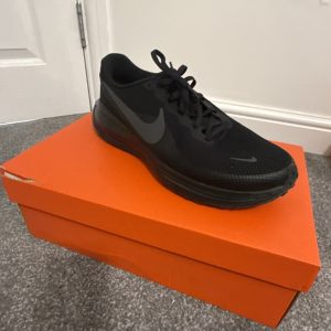 Nike Revolution 8 Size UK 14 Unisex Running Shoes