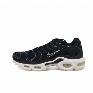 NIKE AIR MAX PLUS TN  “BLACK-WHITE” TRAINERS VARIOUS SIZES (DM2362 001)