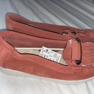 Heavenly Soles Salmon Suede woman’s Loafers UK4 EU37