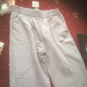 Nike Ladies jogging pants Size L Violet Brand new elasticated waist RRP 40 box 8