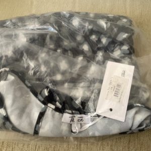 TILBEA BEATRICE ANIMAL PRINT LARGE BLACK MATERNITY TOP