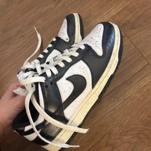 Nike Black and White Trainers UK 5